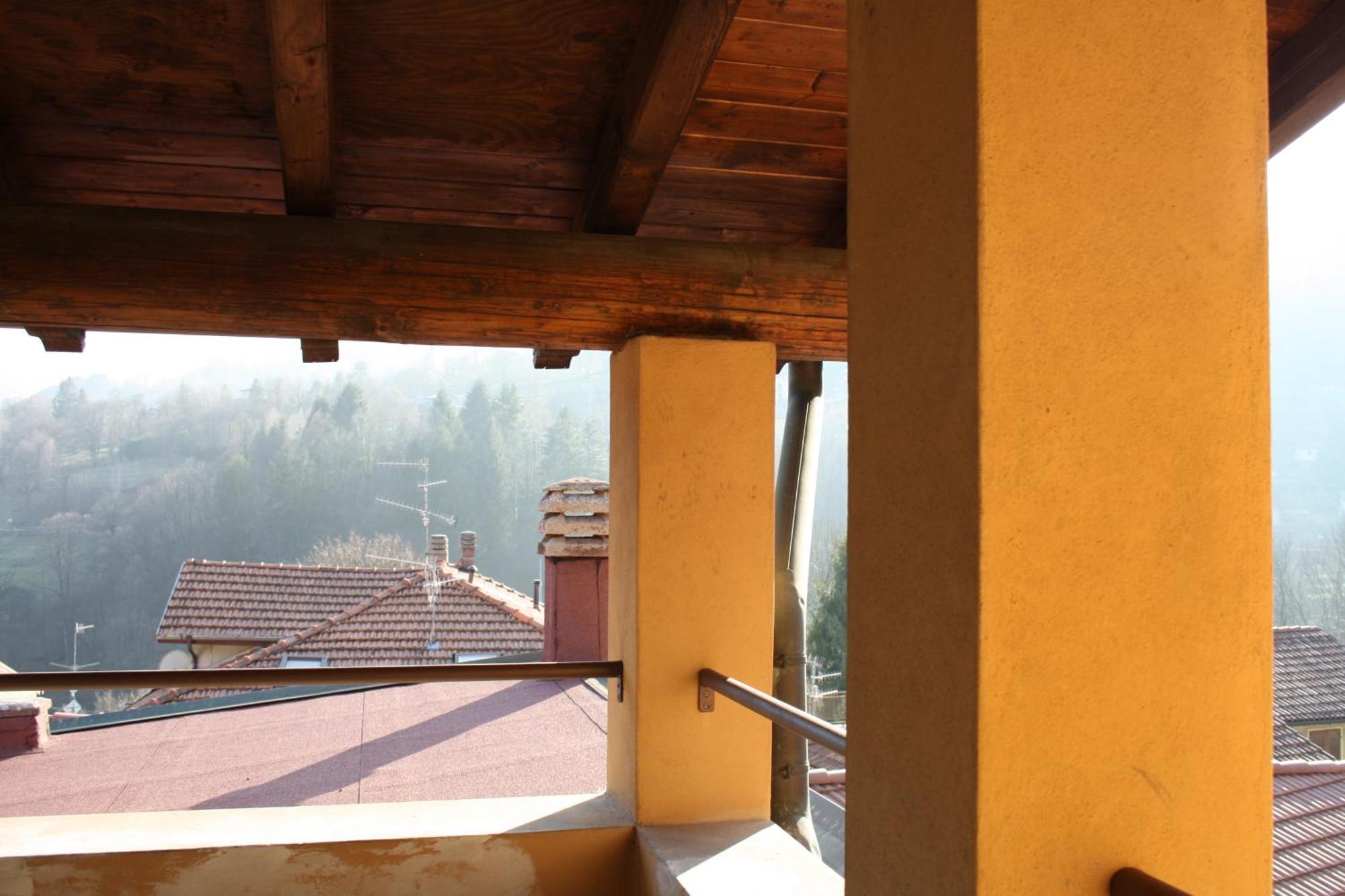 B&B Michelina Castiglione dʼIntelvi Exterior foto